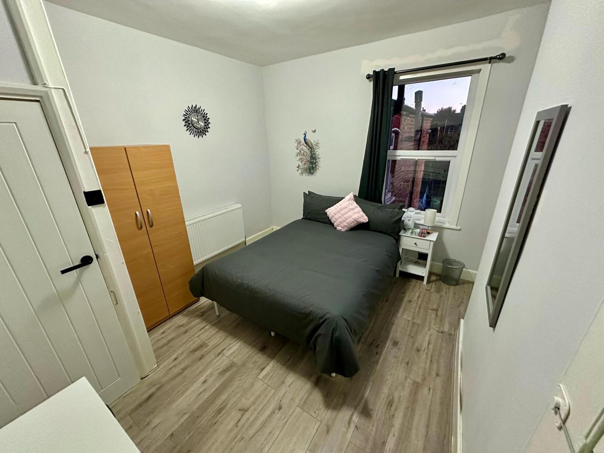 Homestay 78 Flat B To London